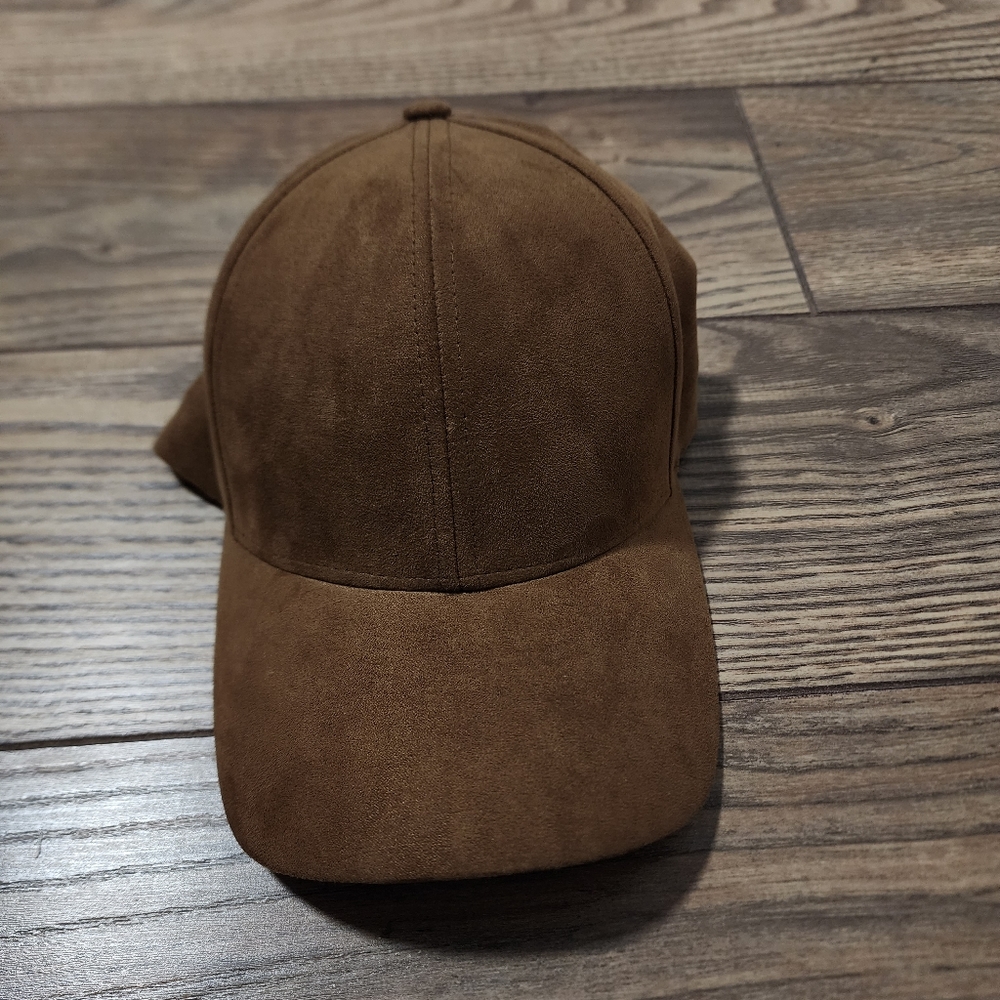 Faux Suede Cap baseball hat Wilfred Free